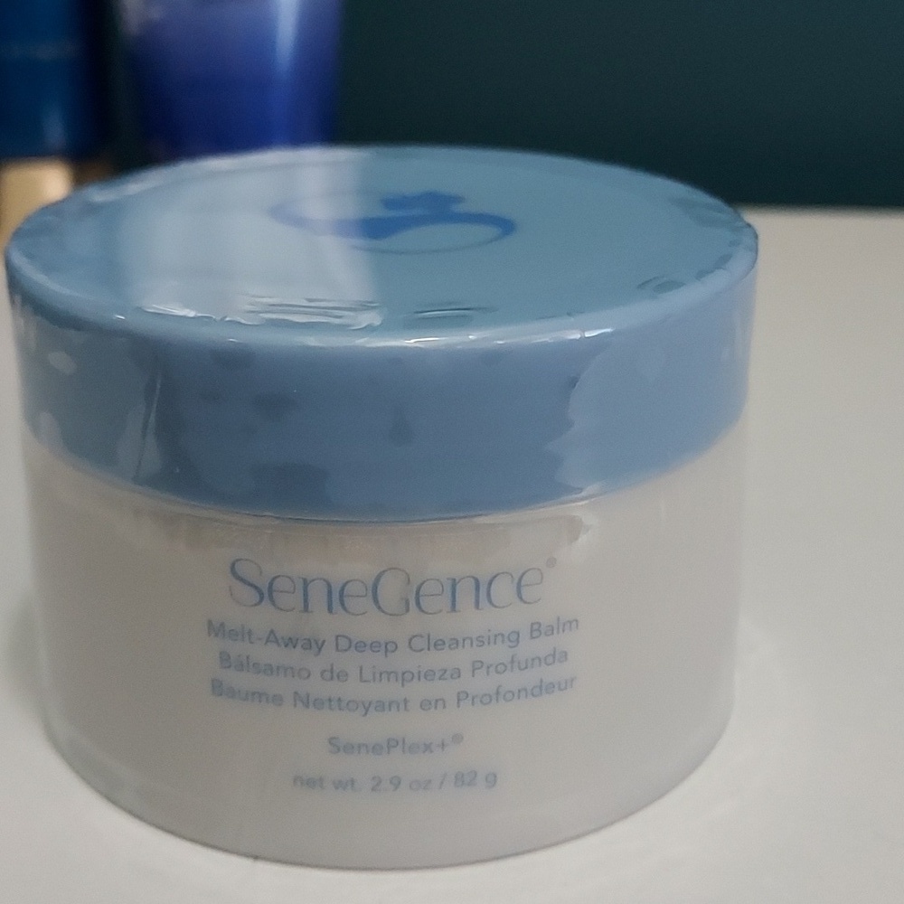 Deep cleansing Balm NWT